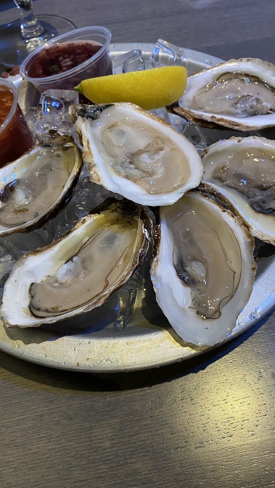 THE LOCAL PUB AND OYSTER BAR Updated September 2024 12 Reviews