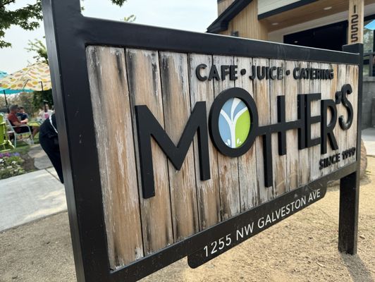 Mother’s Juice Cafe by null