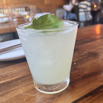 Bar Lucca - Basil Drop - Italian Near Me - Conshohocken, Pennsylvania