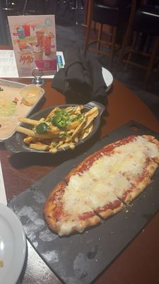 Bar Louie - Oakbrook Terrace by null