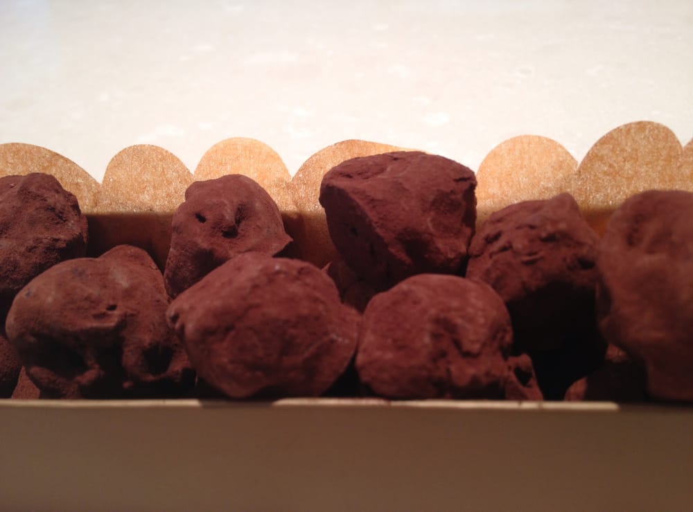 LOVE BY CHOCOLATES Updated September 2024 Los Angeles, California