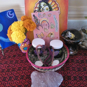 Womyn's Medicine - Placenta Medicine treated with love, energy healing and positive intentions. - Doulas Near Me Womyn's Medicine - Placenta Medicine treated with love, energy healing and positive intentions. - Doulas Near Me
