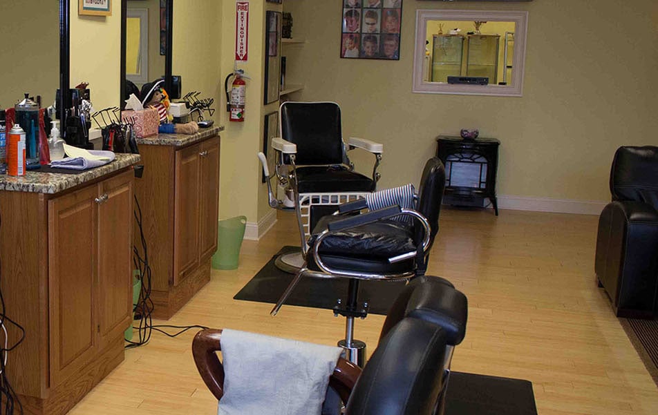 THE CORNER BARBER Updated May 2024 246 Federal Rd, Brookfield