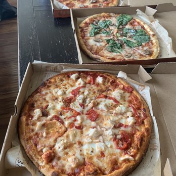 Blaze Pizza - Pizza Near Me - South Pasadena, California Blaze Pizza - Pizza Near Me - South Pasadena, California