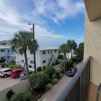 El Presidente Condominium - Vacation Rentals Near Me - Sarasota, Florida El Presidente Condominium - Vacation Rentals Near Me - Sarasota, Florida