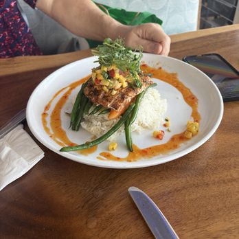 The Cove - Blackened Mahi- Mahi with pineapple salsa - Seafood Near Me - Deerfield Beach, Florida The Cove - Blackened Mahi- Mahi with pineapple salsa - Seafood Near Me - Deerfield Beach, Florida