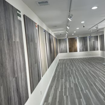 MMY Flooring - an empty room with wood floors - Flooring Near Me - South El Monte, California MMY Flooring - an empty room with wood floors - Flooring Near Me - South El Monte, California