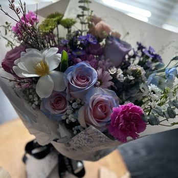 Zyra Floral - Florists Near Me - Staten Island, New York Zyra Floral - Florists Near Me - Staten Island, New York