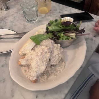 Jacob's Pickles - Sausage Gravy Chicken House Salad - Comfort Food Near Me - New York, New York