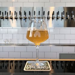 Upland Brewing - Wood Shop - Pineapple Citra.