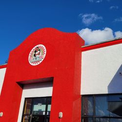 Villa Tacos Oaxaca - Enter at this corner..