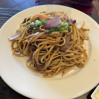 Baileys Peruvian Cuisine - Rib eye pasta - Peruvian Near Me - Whittier, California Baileys Peruvian Cuisine - Rib eye pasta - Peruvian Near Me - Whittier, California