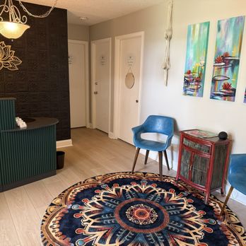 Blueprint Bodywork Co. - Waiting Area - Massage Therapy Near Me - Bradenton, Florida Blueprint Bodywork Co. - Waiting Area - Massage Therapy Near Me - Bradenton, Florida