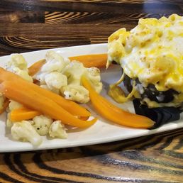Kids menu Baked Mac N Cheese with side of mixed veggies