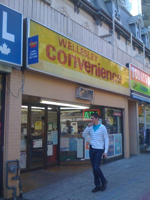WELLESLEY CONVENIENCE STORE Updated September 2024 74 Wellesley St