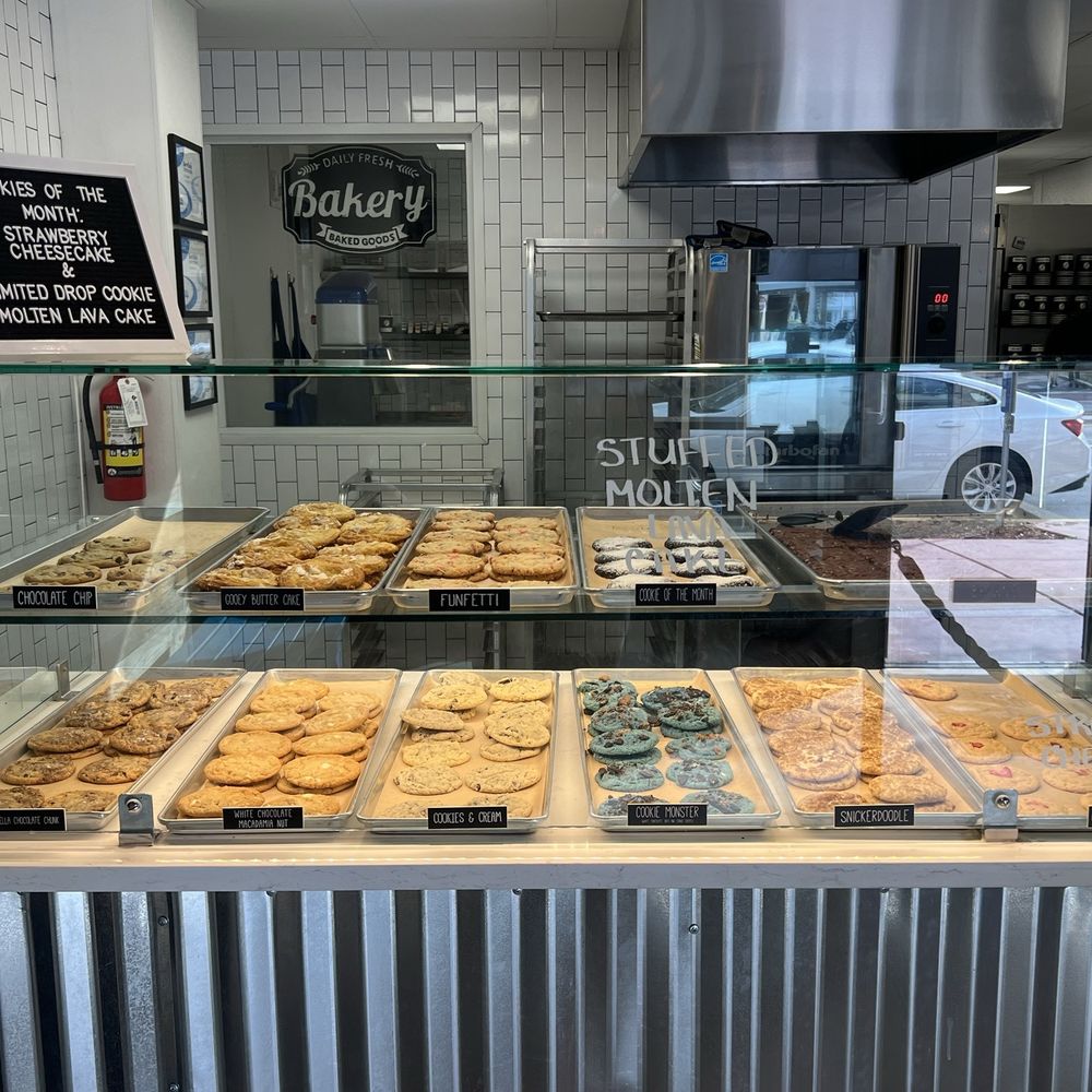 The Baked Bear - Ice Cream & Frozen Yogurt Near Me - Miami Beach, Florida The Baked Bear - Ice Cream & Frozen Yogurt Near Me - Miami Beach, Florida