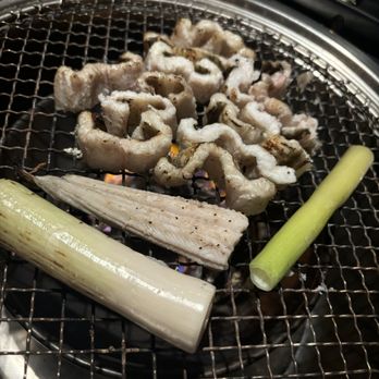 Burnin' Shell - It is my first time trying eel !! It is really bomb and the servers are super nice! Definitely coming back again! - Seafood Near Me - Los Angeles, California Burnin' Shell - It is my first time trying eel !! It is really bomb and the servers are super nice! Definitely coming back again! - Seafood Near Me - Los Angeles, California