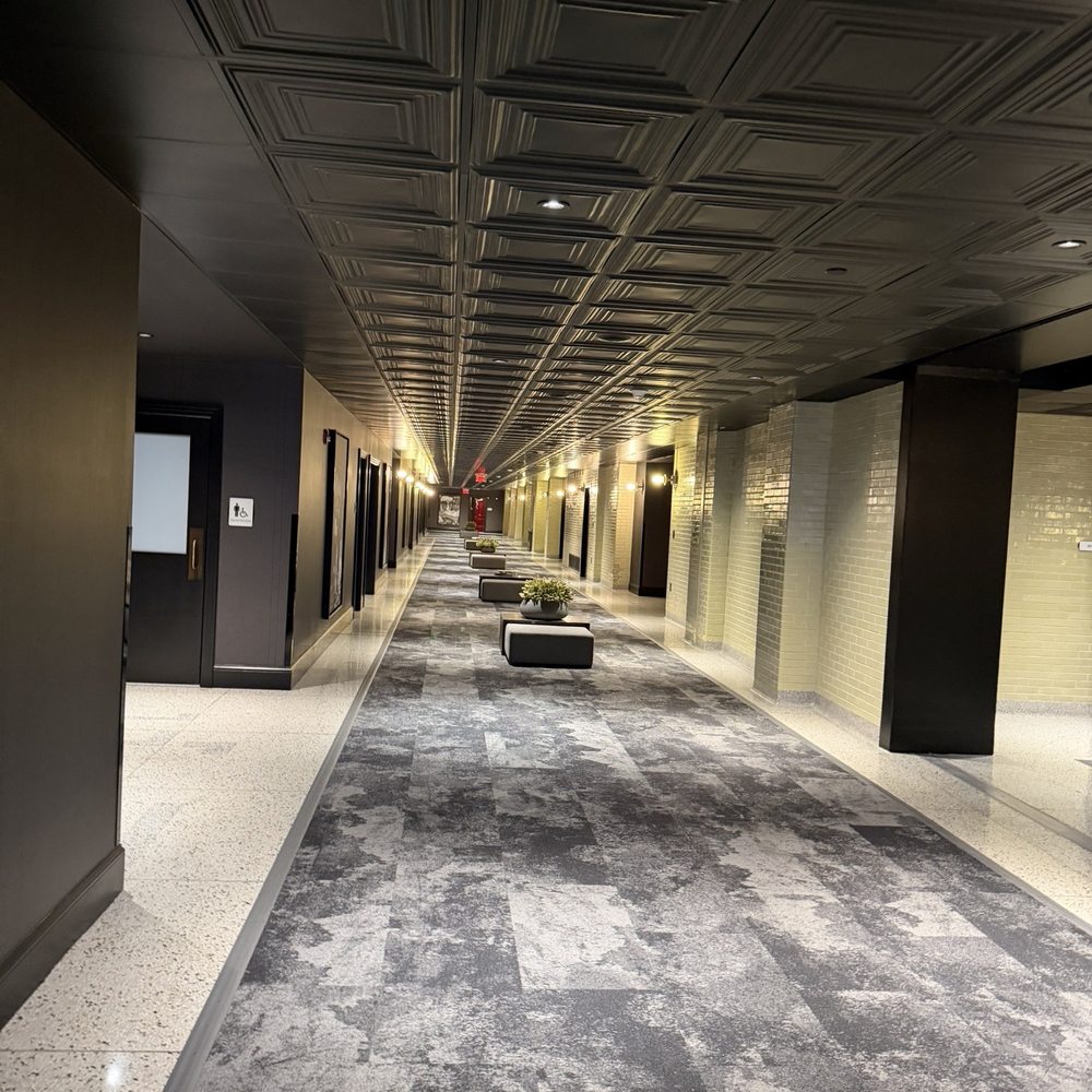 Bottleworks Hotel - Hotels Near Me - Indianapolis, Indiana