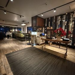 Birch's on the Lake Brewhouse & Supperclub