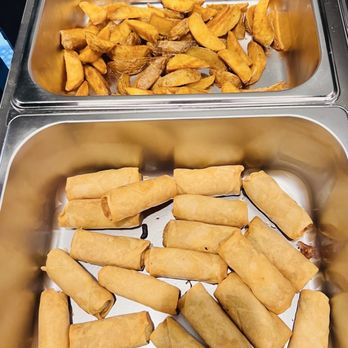 KHOI Hotpot & Grill - Appetizers: potato wedges and lumpia - Hot Pot Near Me - Lacey, Washington
