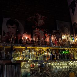 Little Hop - Interior - bar