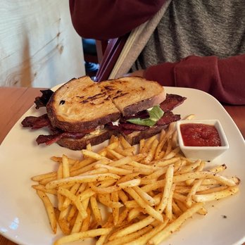 Bethany's Table - BLT - New American Near Me - Portland, Oregon Bethany's Table - BLT - New American Near Me - Portland, Oregon