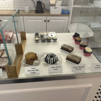 The Cake Box - Cupcakes Near Me - Westport, Connecticut The Cake Box - Cupcakes Near Me - Westport, Connecticut