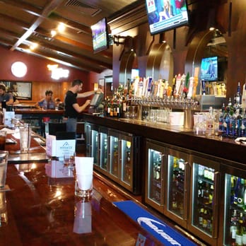 Old Bag of Nails Pub - The bar - New American Near Me - Newark, Ohio