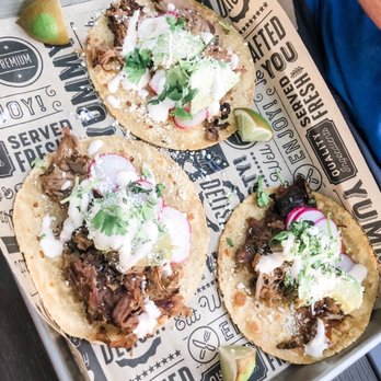 Eight Thirty Common - al-Pastor carnitas tres amigos tacos - Gastropubs Near Me - Meridian, Idaho Eight Thirty Common - al-Pastor carnitas tres amigos tacos - Gastropubs Near Me - Meridian, Idaho