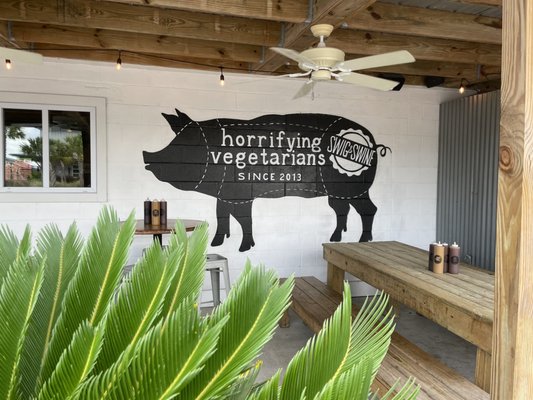 Swig & Swine Mount Pleasant by null