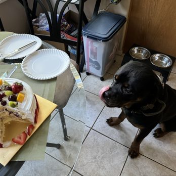 Ni Ni Bakery - Cake and Cooper. - Desserts Near Me - Diamond Bar, California
