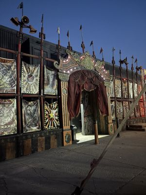 13th Floor Haunted House Chicago by null