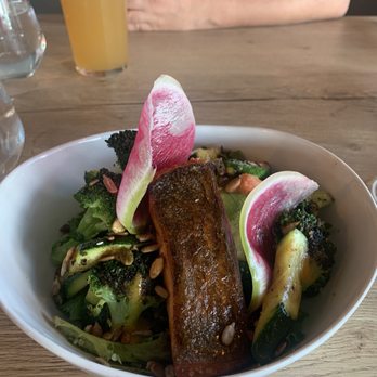 Rose Gose - Wine Bars Near Me - Austin, Texas