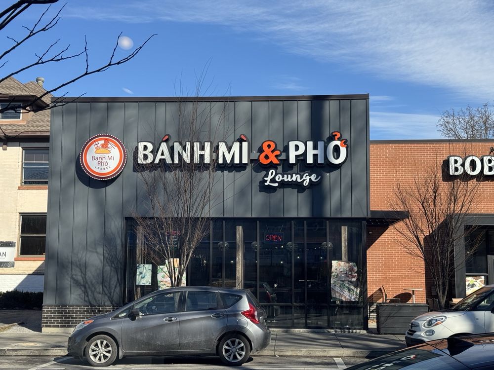 Banh Mi & Pho Lounge
