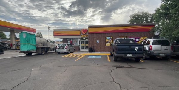 Love's Country Store