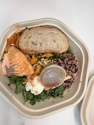 sweetgreen by null