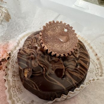 Sweetsboro Pastry Shoppe - Yum - Bakeries Near Me - Swedesboro, New Jersey Sweetsboro Pastry Shoppe - Yum - Bakeries Near Me - Swedesboro, New Jersey