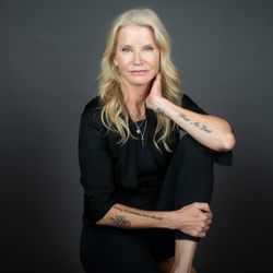 Carolynn Younghusband, RMT