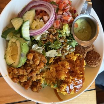 Tippys Cookhouse - Breakfast & Brunch Near Me - Bowen Island, British Columbia