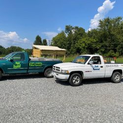 Traylor Junk Removal - Junk removal trucks