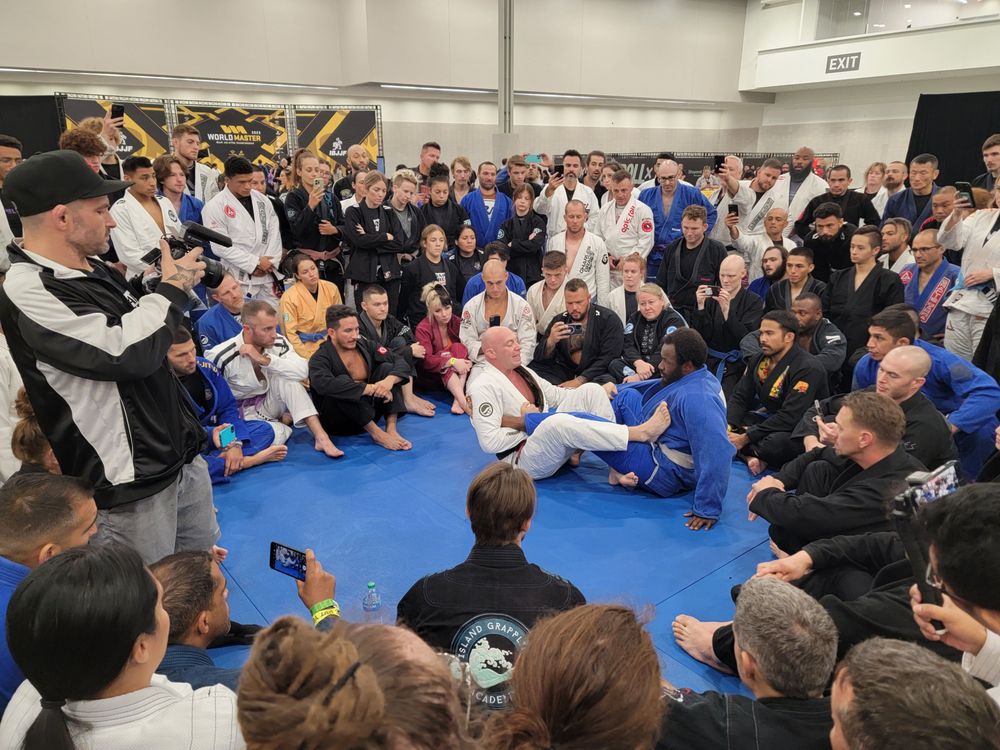 Pedigo Submission Fighting Logo