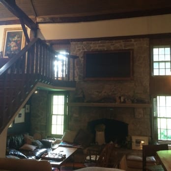 Rockmill Brewery - Main room - Breweries Near Me - Lancaster, Ohio
