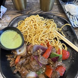 Shaken Filet Mignon Garlic Noodles Shaken Filet Mignon Garlic Noodles