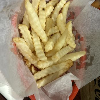 Lakeview Harbor - Asked for crispy golden French fries. This is the second time. They can't fry French fries to save their lives. - American Near Me - New Orleans, Louisiana