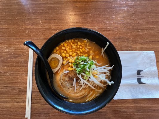 Hachi Ramen by null
