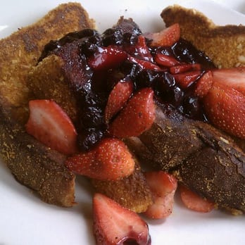 EJ's Luncheonette - Crunchy french toast w/ strawberries & Blueberry compote - Diners Near Me - New York, New York EJ's Luncheonette - Crunchy french toast w/ strawberries & Blueberry compote - Diners Near Me - New York, New York