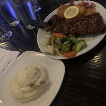 Prime Time Restaurant & Bar - American Near Me - Hickory Hills, Illinois Prime Time Restaurant & Bar - American Near Me - Hickory Hills, Illinois