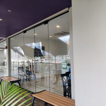 Le’s Banh Mi - Store front - Cafes Near Me - Honolulu, Hawaii Le’s Banh Mi - Store front - Cafes Near Me - Honolulu, Hawaii