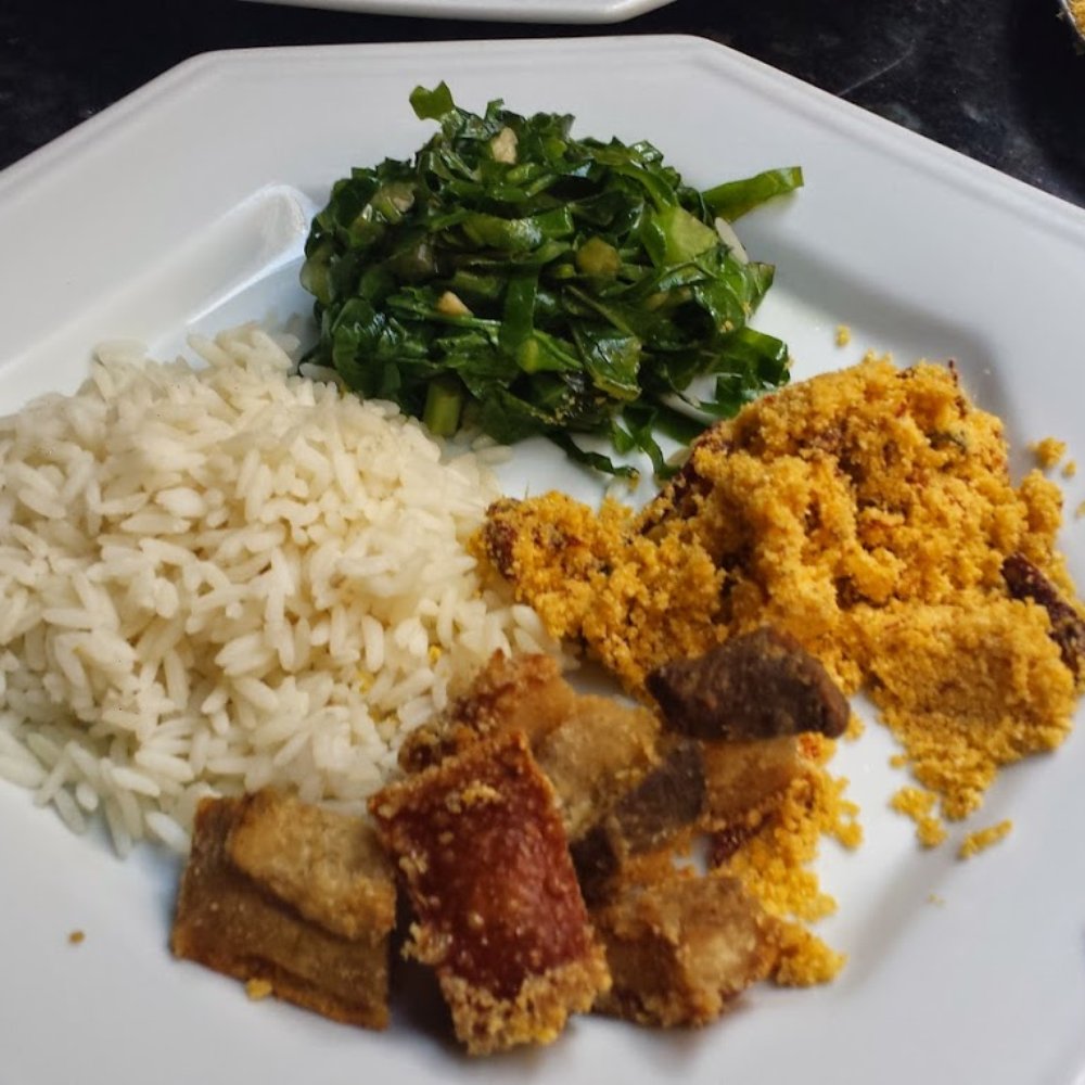 Galetos Copa Rio - fejioada plate with all the fixings - Brazilian Near Me - Rio de Janeiro, RJ Galetos Copa Rio - fejioada plate with all the fixings - Brazilian Near Me - Rio de Janeiro, RJ