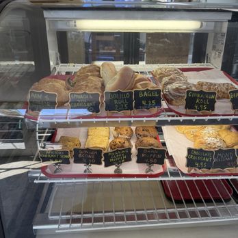 Sandy's Deli & Bakery - Baked goods - Delis Near Me - Cambria, California
